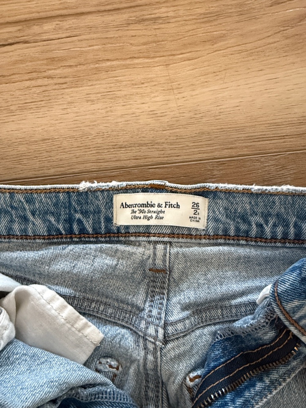90:La straight ultra high rise Abercrombie & Fitch Light Blue Straight Jeans